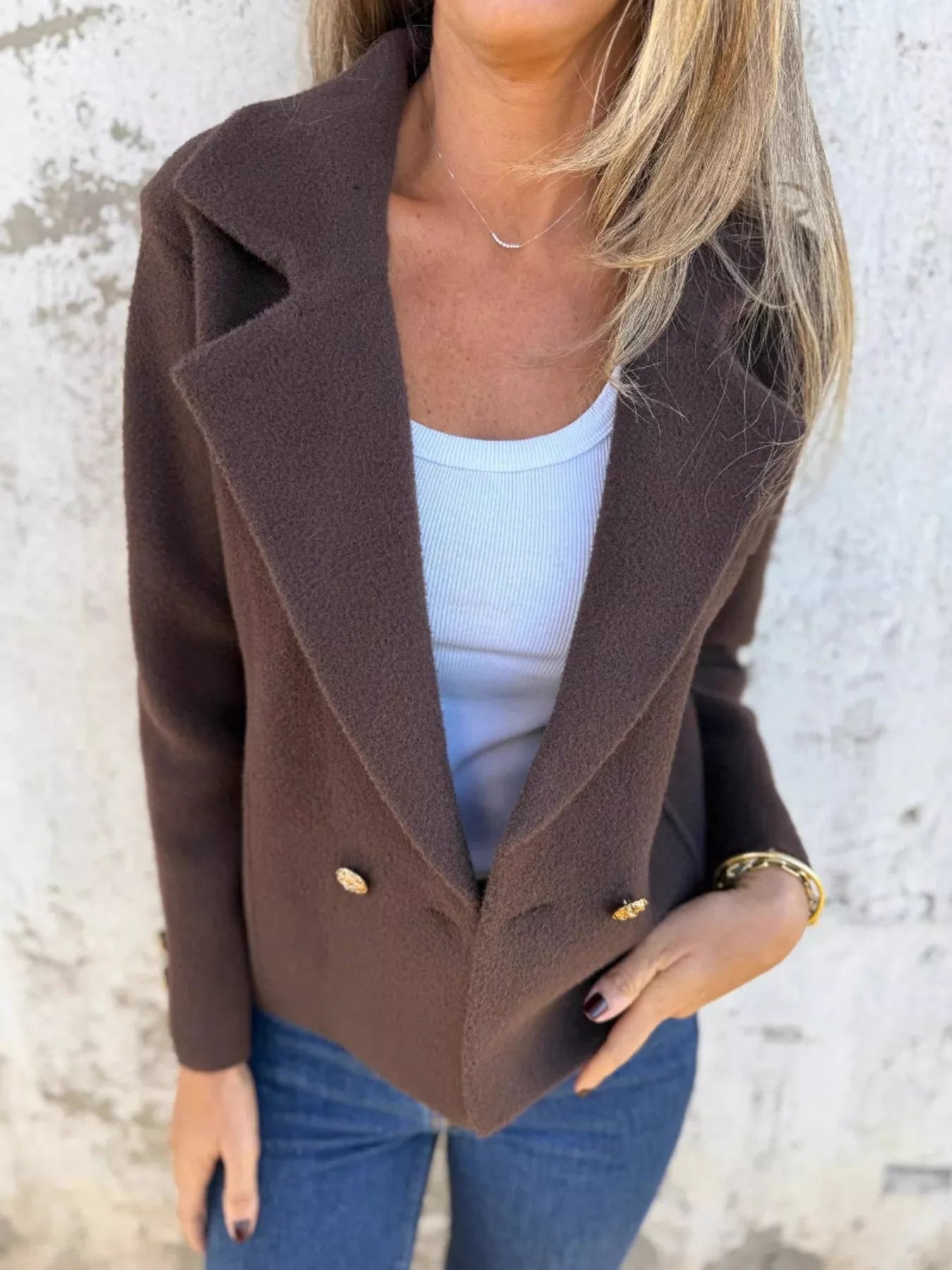 Julia - Dubbelknäppt Kavaj I Plusstorlek Med Slag Och Tyg