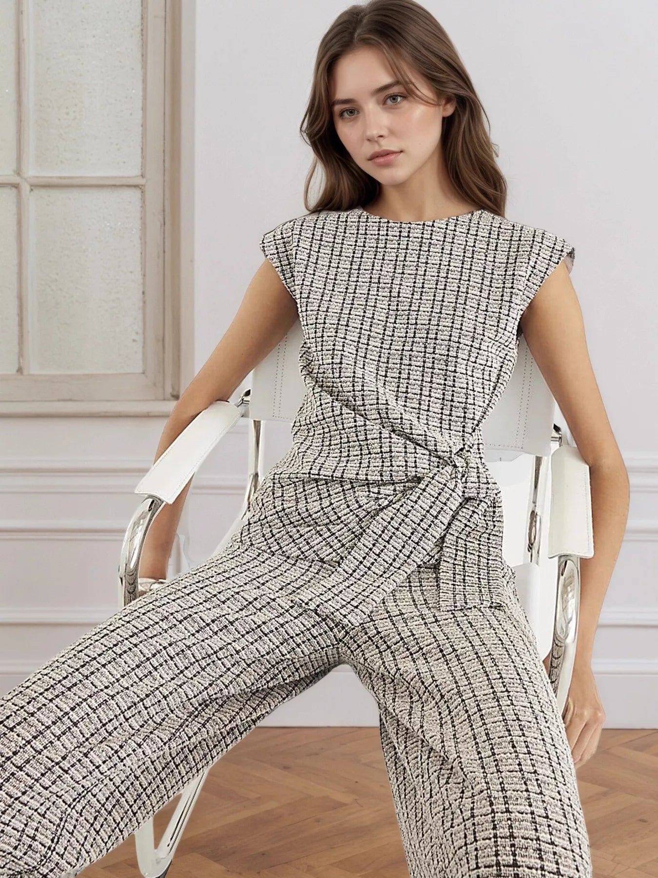 Freja - Tvådelat plaggpar med knuten rundhals topp och byxa