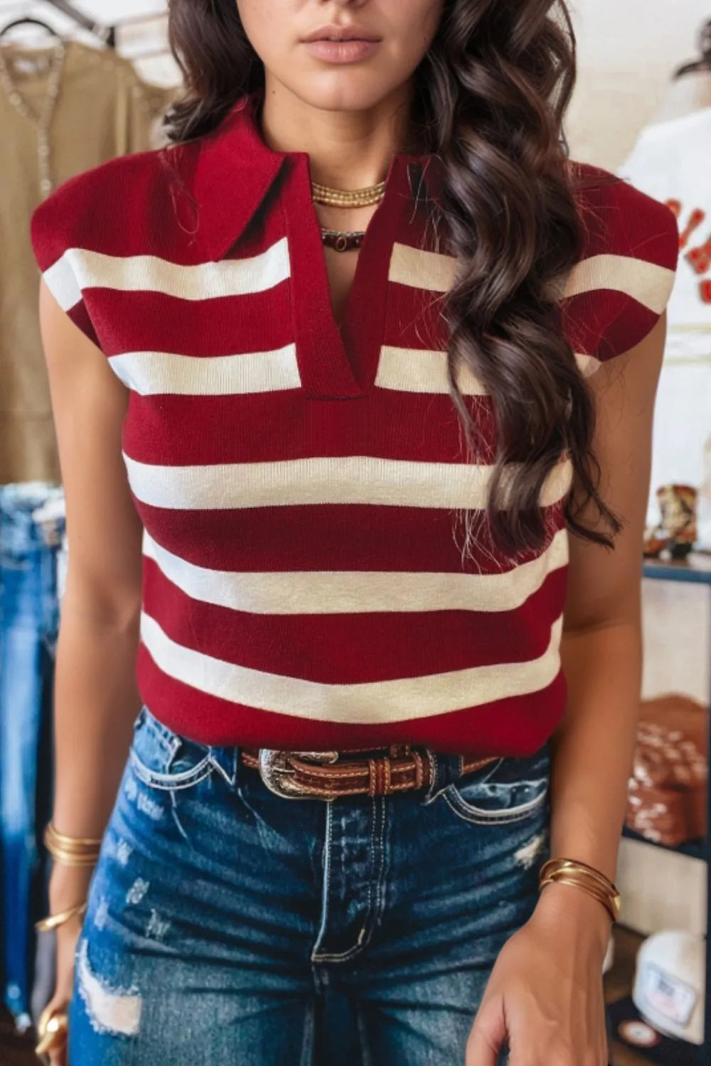 Elin - randig väst med krage och skön passform för vardagen