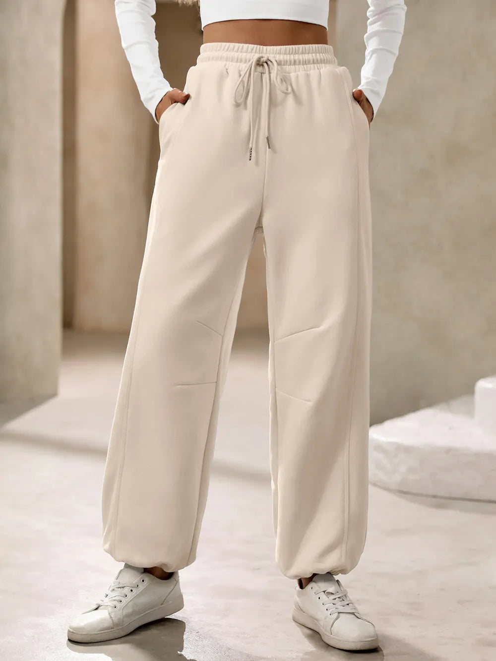 Alva - Stilrena mjukisbyxor med dragsko och bekväma fickor