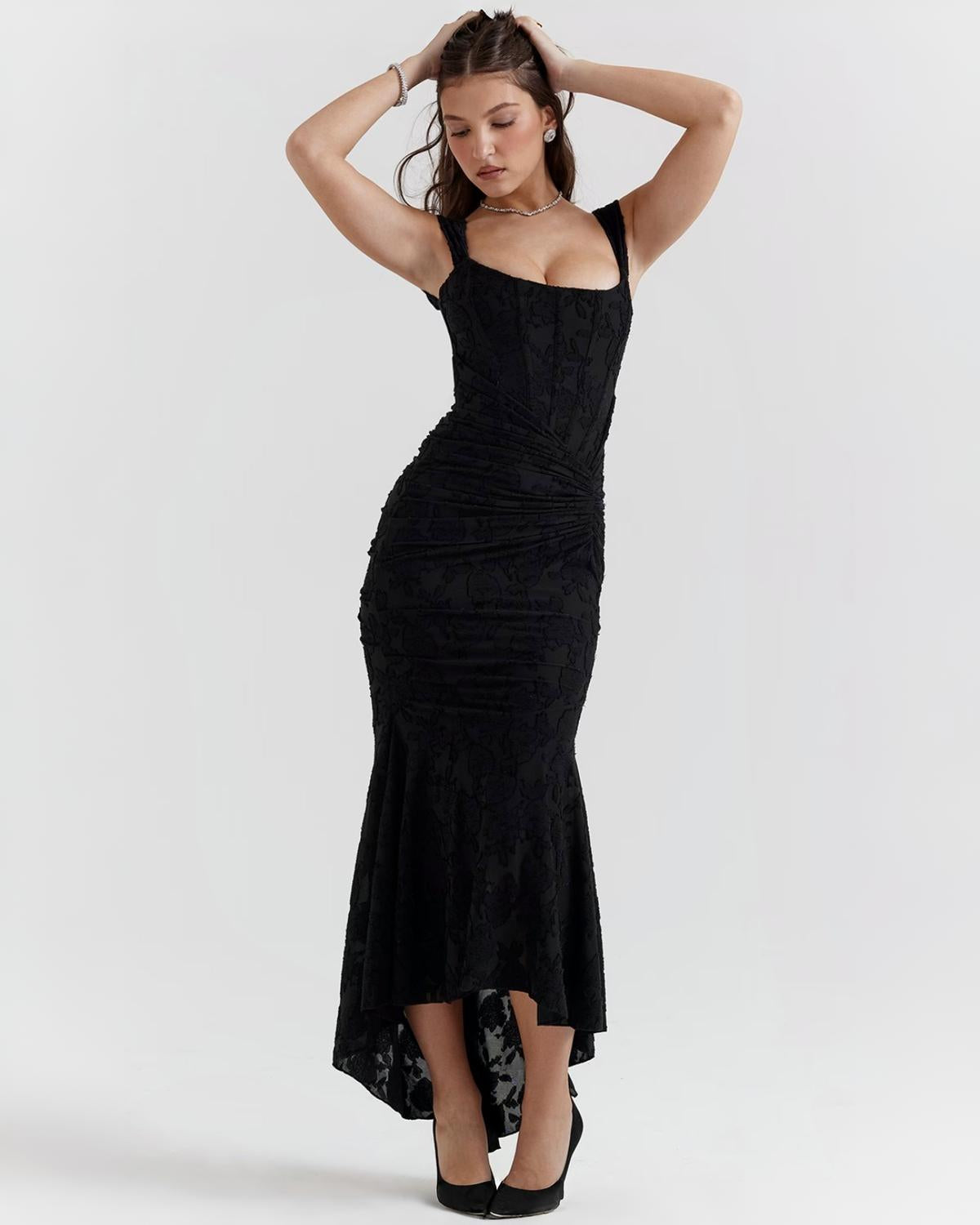 Velindra - Midi Klänning