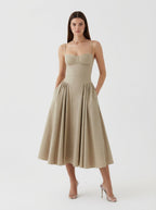 Ellia – Midi Klänning