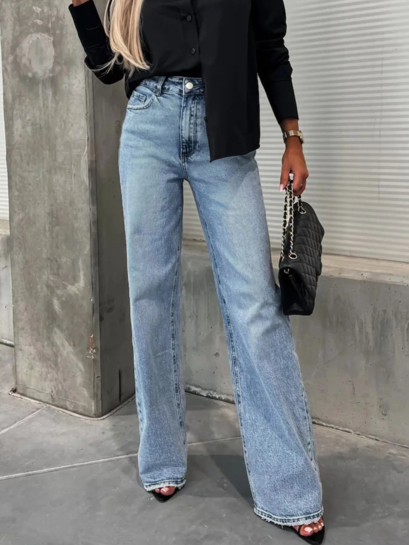 Leila - Högmidjade jeans med fickor och stretchig passform