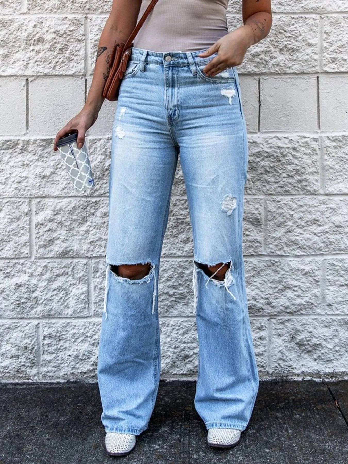 Marielle - Hög midja jeans med sliten yta och fickor
