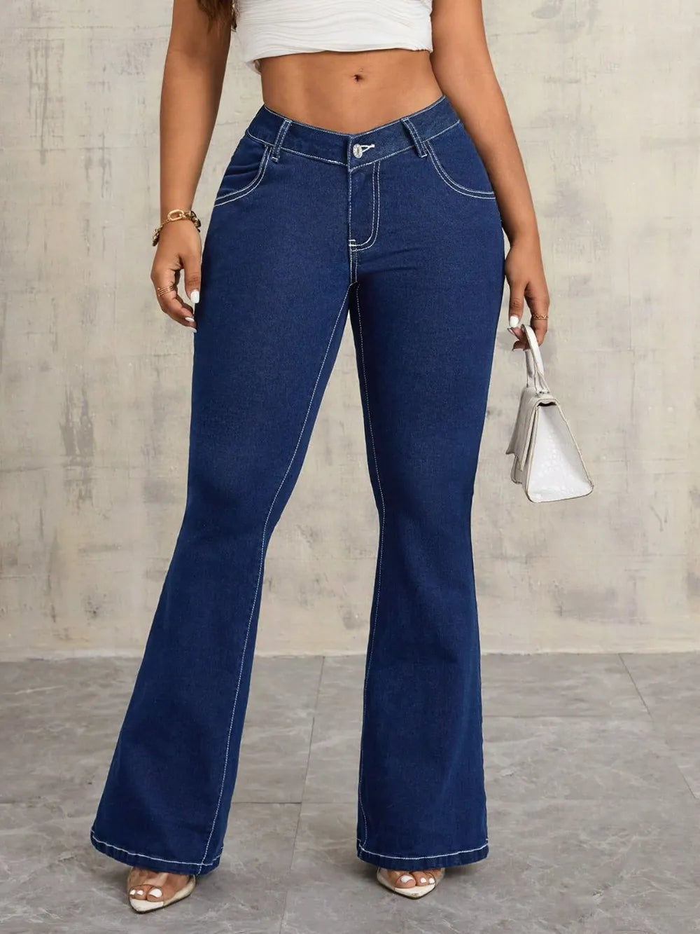 Madeleine - Utställda Jeans Med Fickor Och Knappar För Vardagen