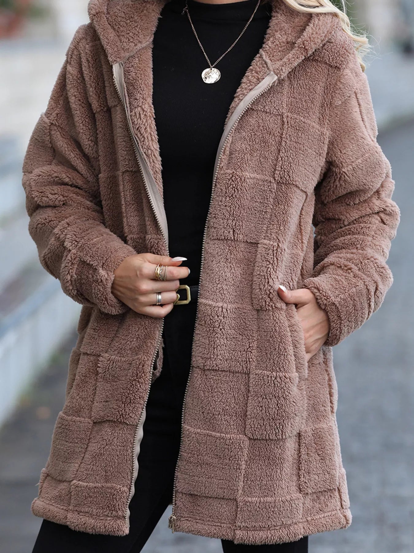 Lovisa - Fleecejacka med dragkedja och fickor och huva